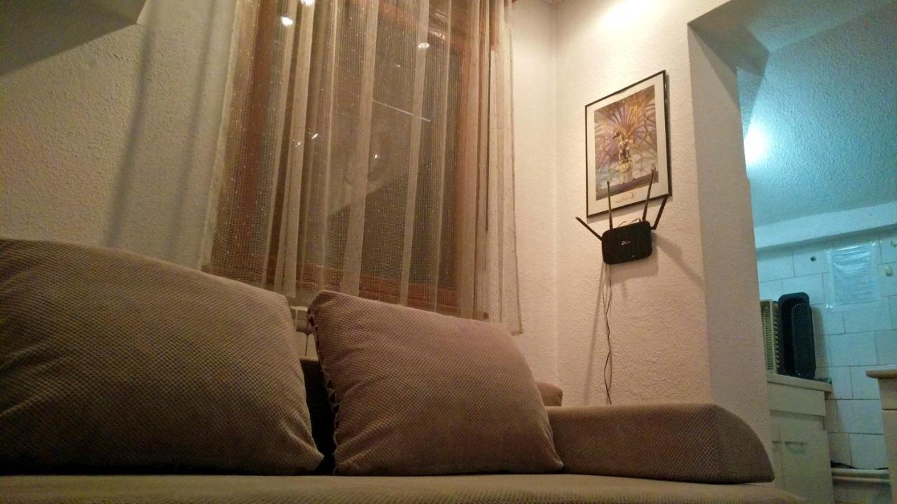 Rompromo Plus Accommodation Букурещ Екстериор снимка