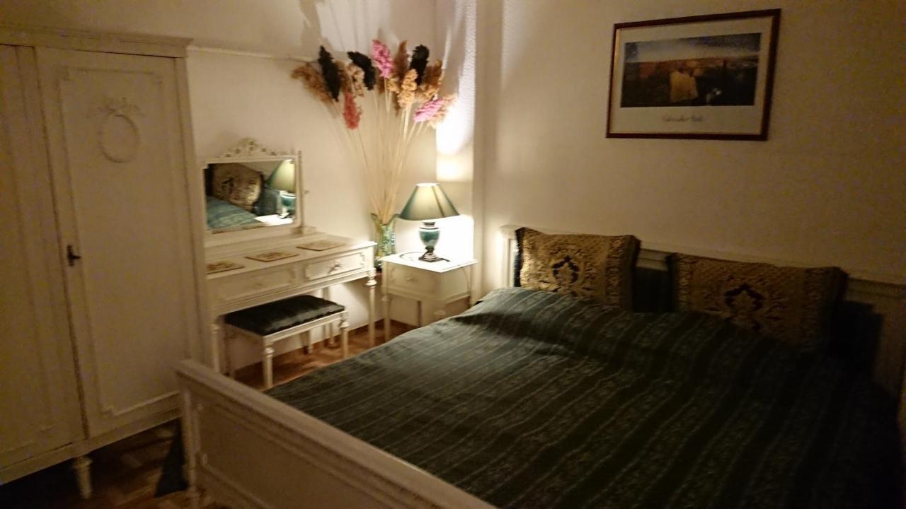 Rompromo Plus Accommodation Букурещ Екстериор снимка