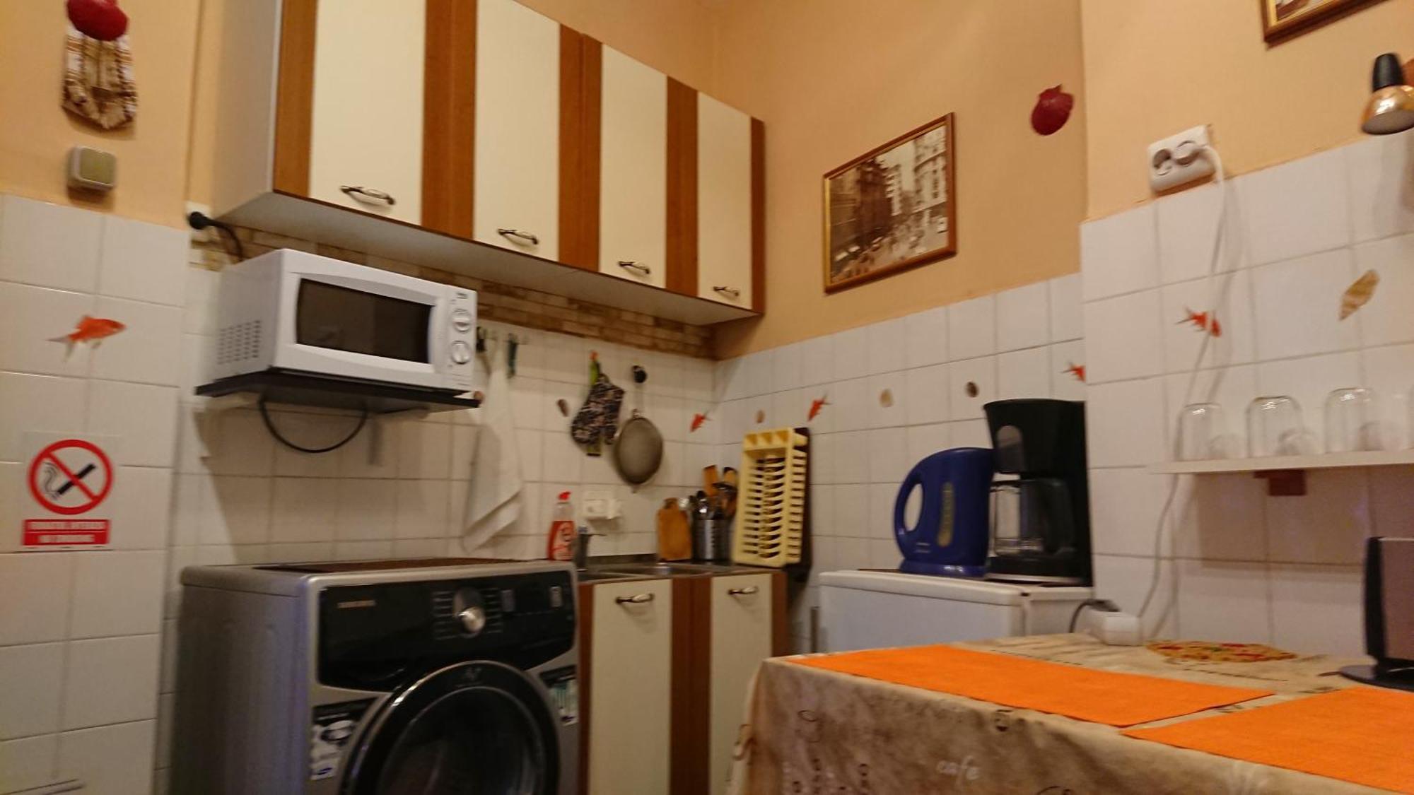 Rompromo Plus Accommodation Букурещ Екстериор снимка