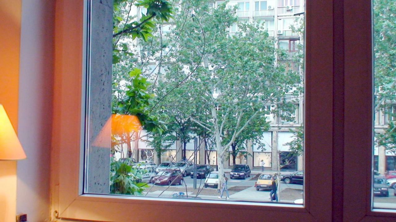 Rompromo Plus Accommodation Букурещ Екстериор снимка